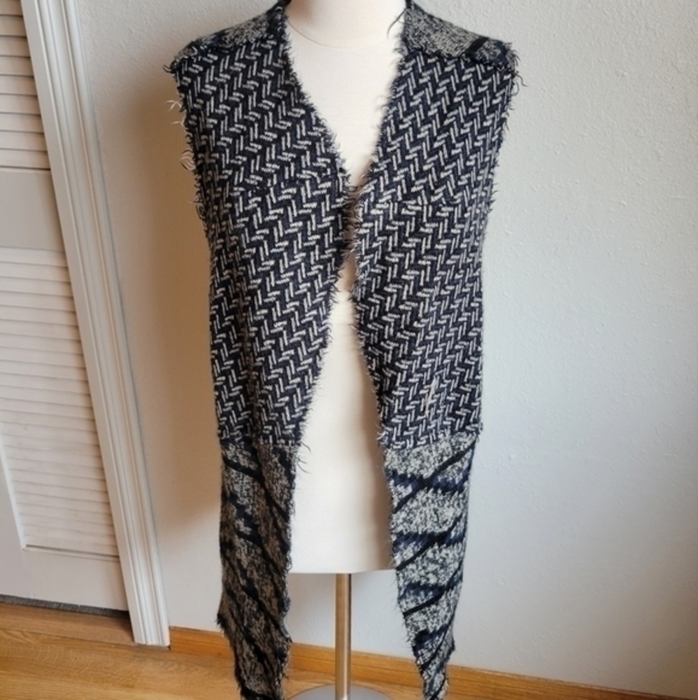Hem & Thread Long Sleeveless Cardigan